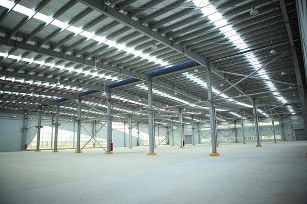 鋼結(jié)構(gòu)廠房為什么能抗震，原來全靠它支撐