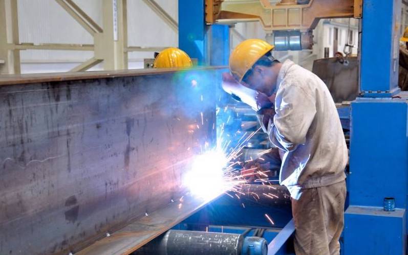 山西鋼結(jié)構(gòu)廠家廠房建造，助力企業(yè)復(fù)產(chǎn)