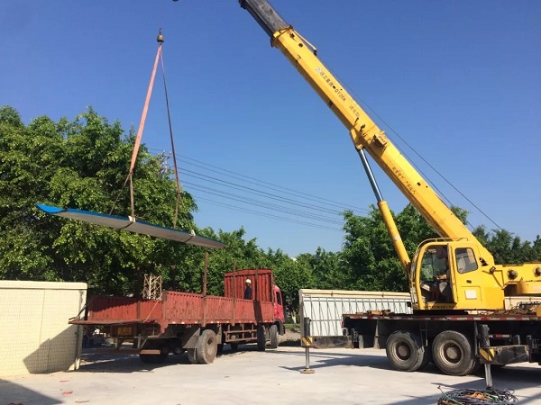 鋼結構廠房安裝時易出現(xiàn)偏差的解決方法