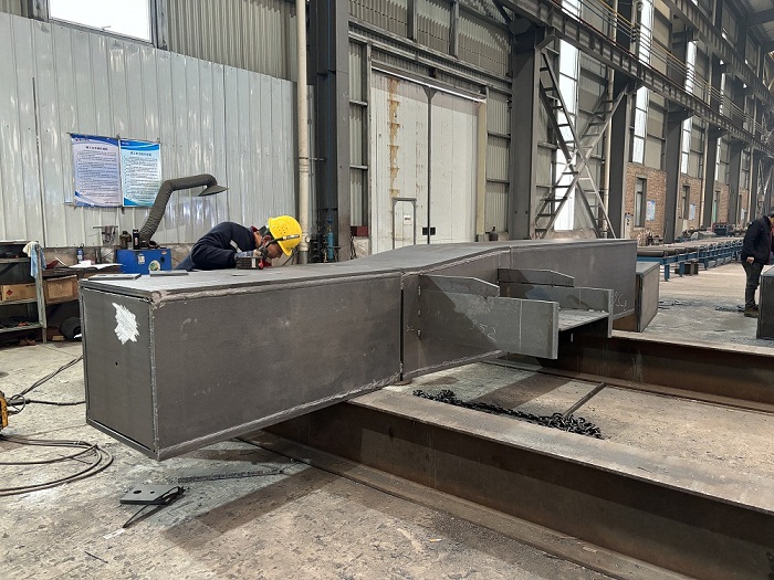 山西鋼結(jié)構(gòu)公司，找山西盛大鋼構(gòu)28年老廠專業(yè)承包資質(zhì)